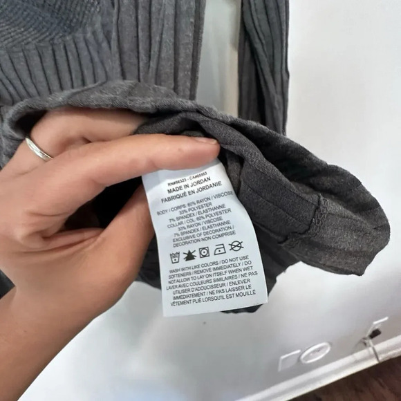 Nike Yoga Luxe Ribbed Cover-Up Sweater DD5828-010 Women’s Size Small NWT 1480 - Picture 5 of 9